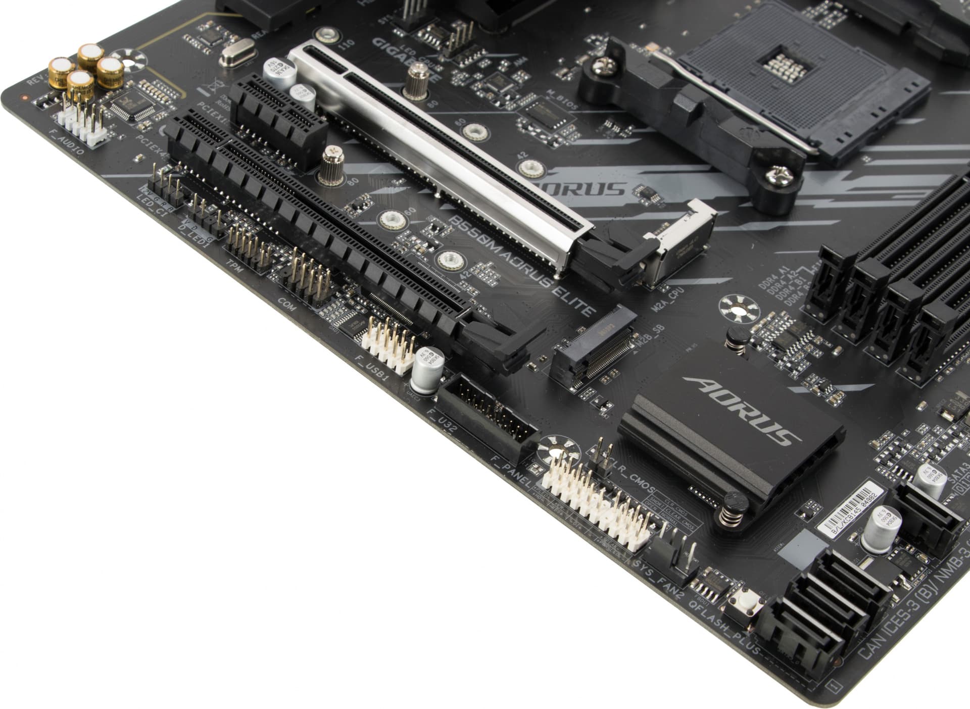 Материнская плата Gigabyte B550M AORUS ELITE Soc-AM4 AMD B550 4xDDR4 mATX AC`97 8ch(7.1) GbLAN RAID+DVI+HDMI - фото 2