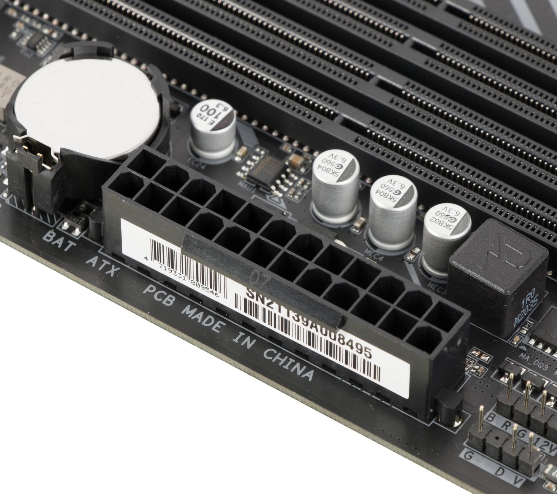 Материнская плата Gigabyte B550M AORUS ELITE Soc-AM4 AMD B550 4xDDR4 mATX AC`97 8ch(7.1) GbLAN RAID+DVI+HDMI - фото 1