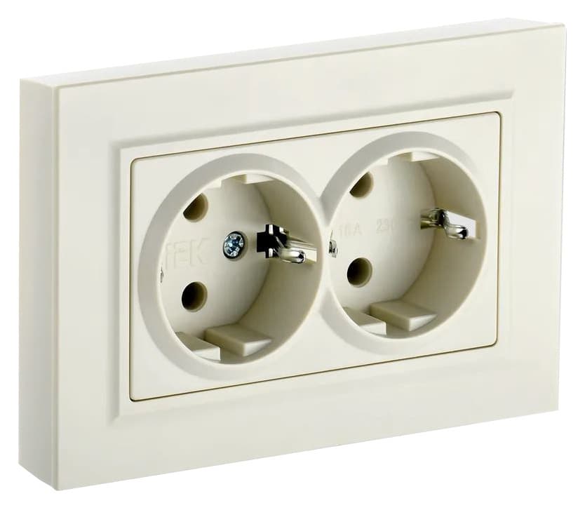 Розетка силов. IEK Brite РСш12-3-БрКр BR-R24-16-K10-F 2розет. двойн. скрыт. зазем. штор. IP20 бежевый (упак.:1шт)