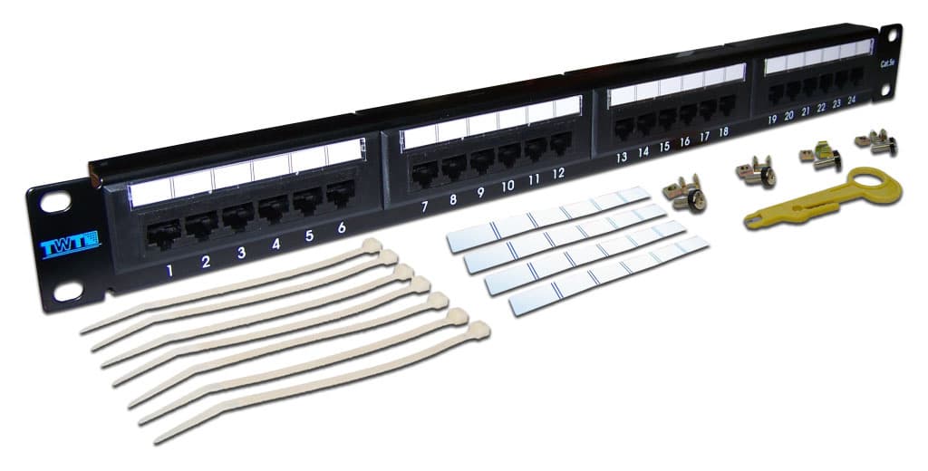 Патч-панель Lanmaster TWT-PP24UTP 19" 1U 24xRJ45 кат.5E UTP