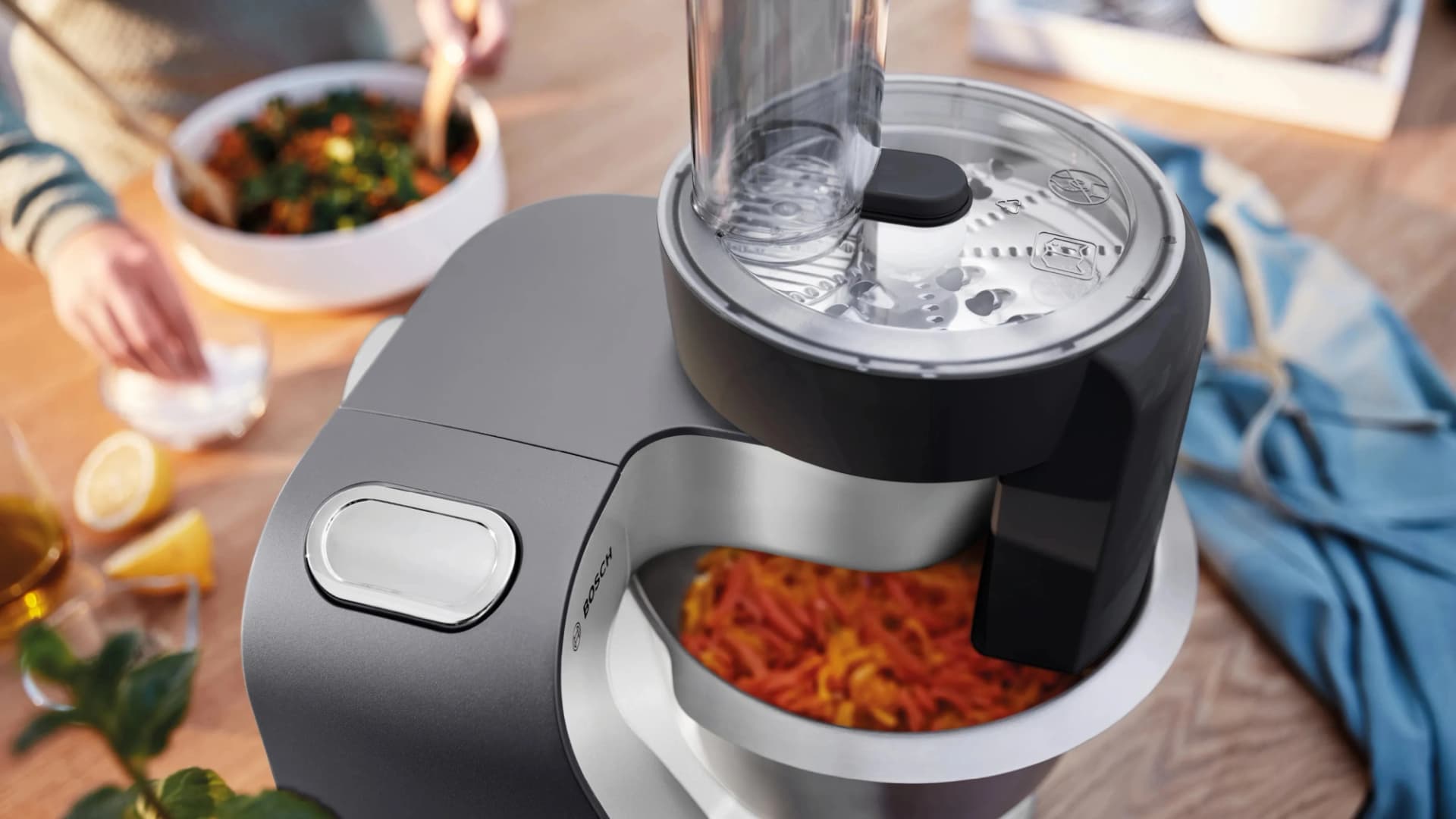 Кухонная машина Bosch MUM58359 1000Вт черный/серый - фото 4